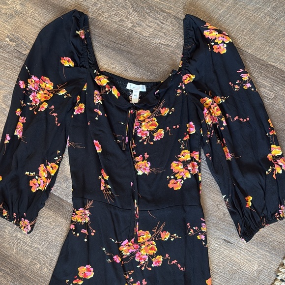 Leith Mini - Picture 2 of 5